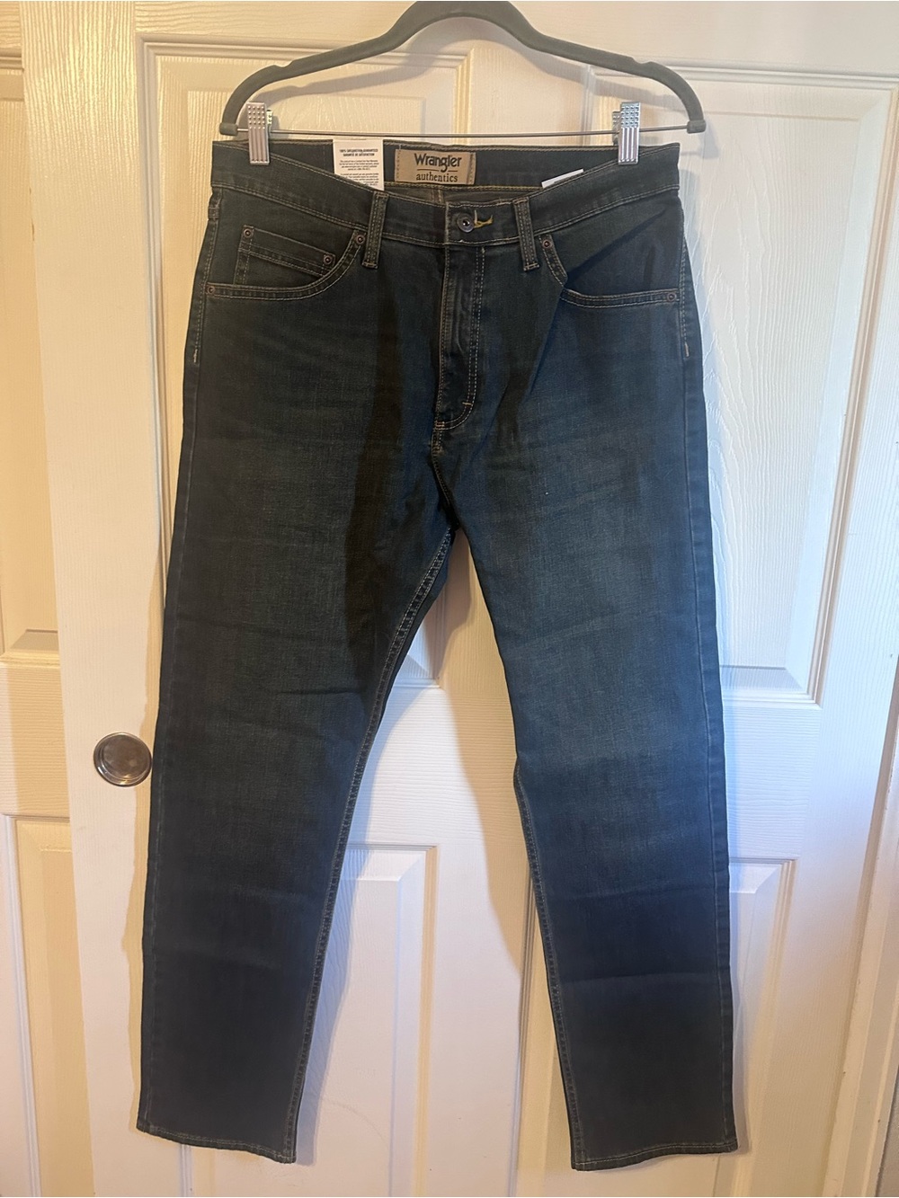 Wrangler Men's Slim Straight Jeans in Dark Indigo